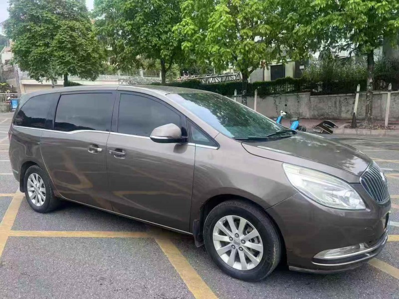 广州11年别克GL83