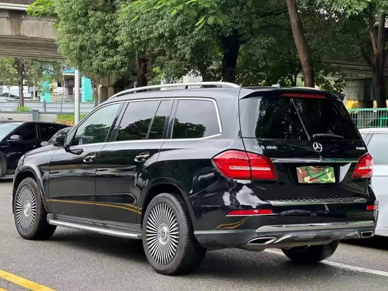广州17年奔驰GLS5