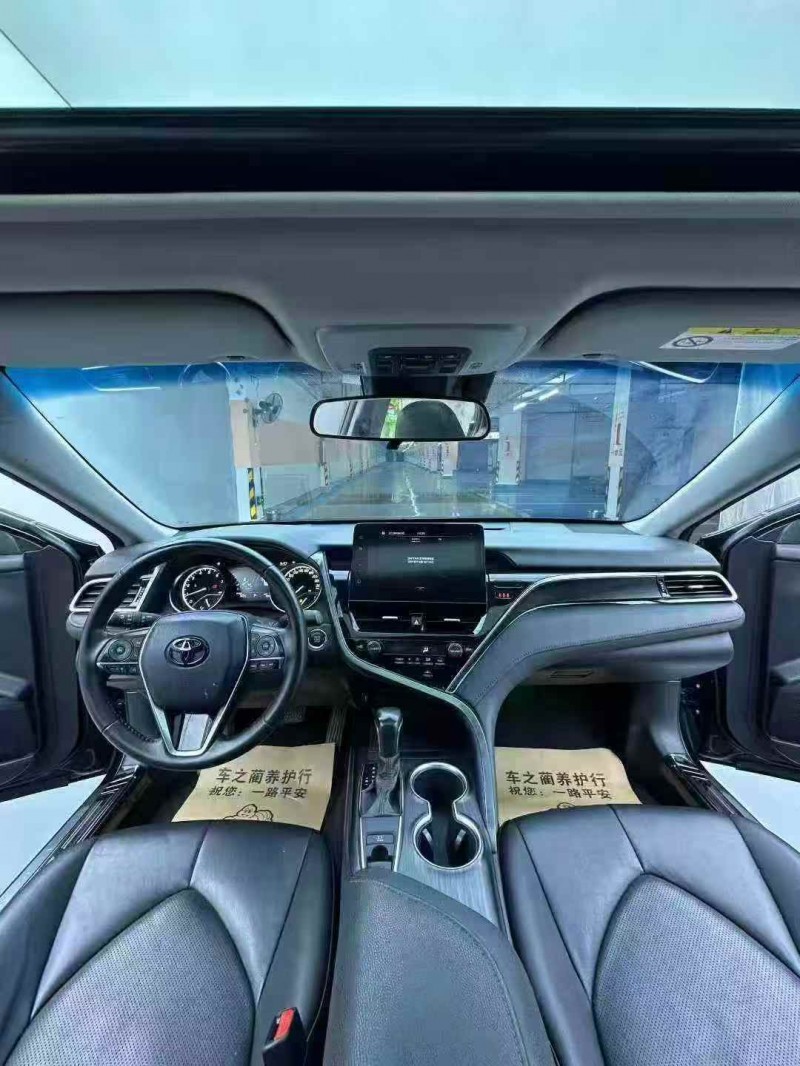 广州21年丰田凯美瑞6
