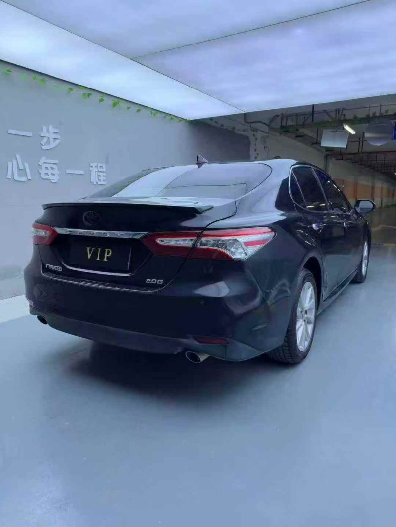 广州21年丰田凯美瑞7