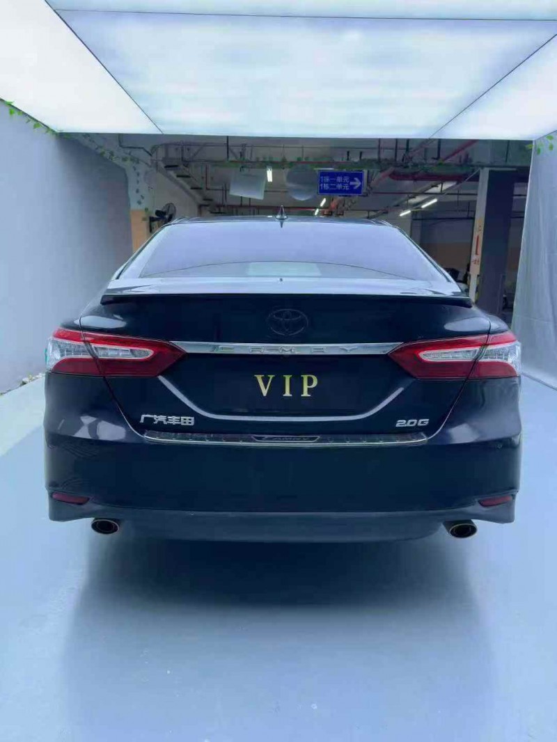 广州21年丰田凯美瑞9