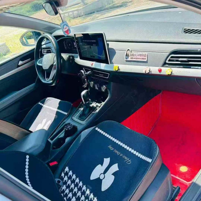 青岛23年大众朗逸3