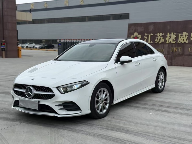 徐州19年奔驰A2