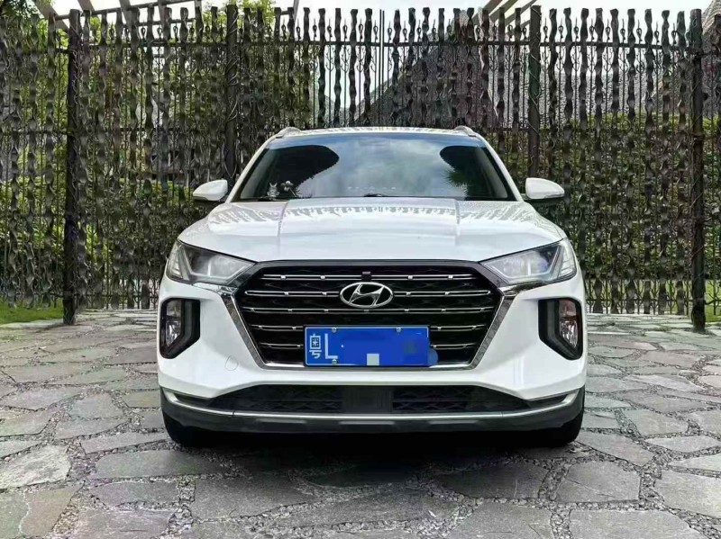 广州21年现代途胜1