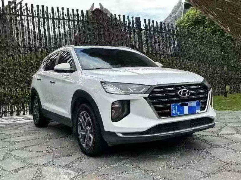 广州21年现代途胜2