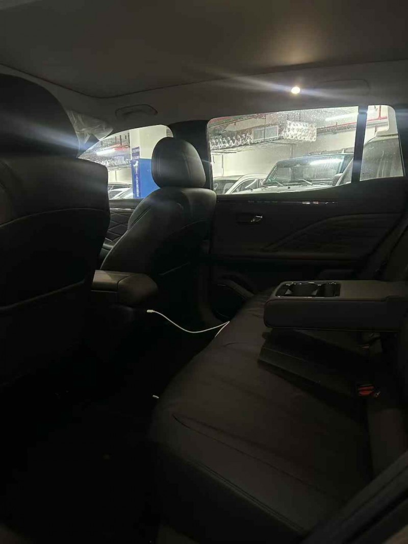 广州25年传祺埃安V5