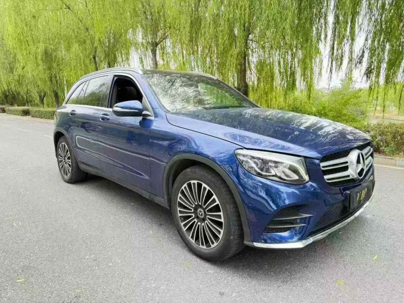 九江19年奔驰GLC3