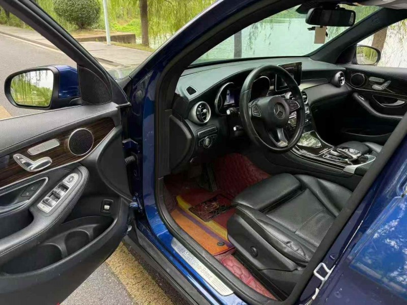 九江19年奔驰GLC4