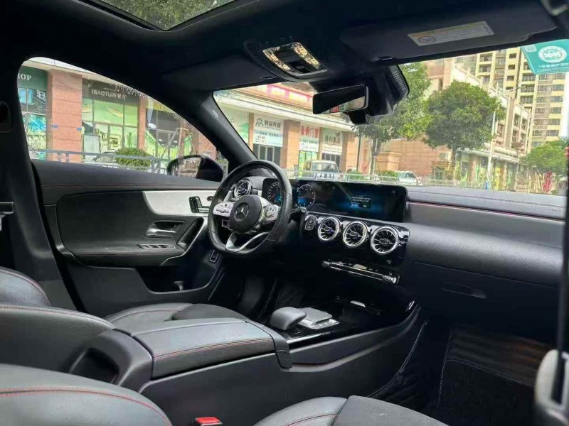 广州21年奔驰CLA4