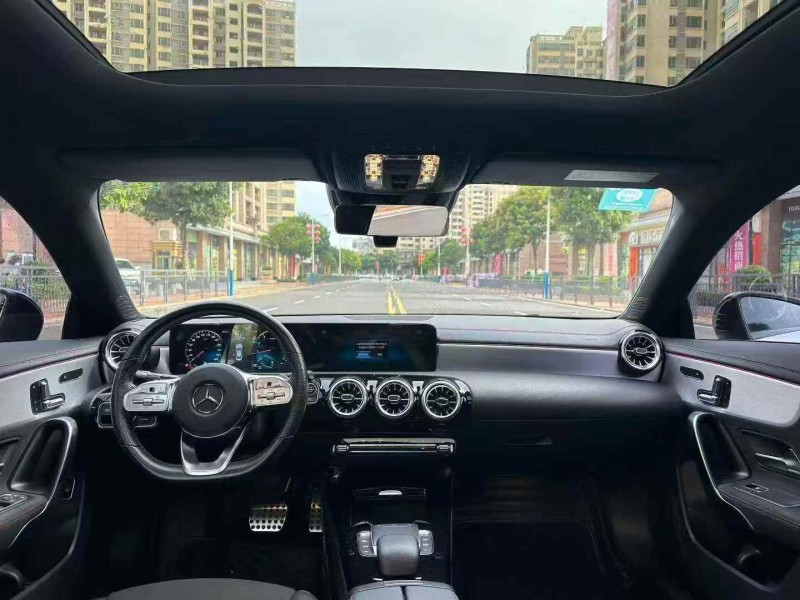 广州21年奔驰CLA8