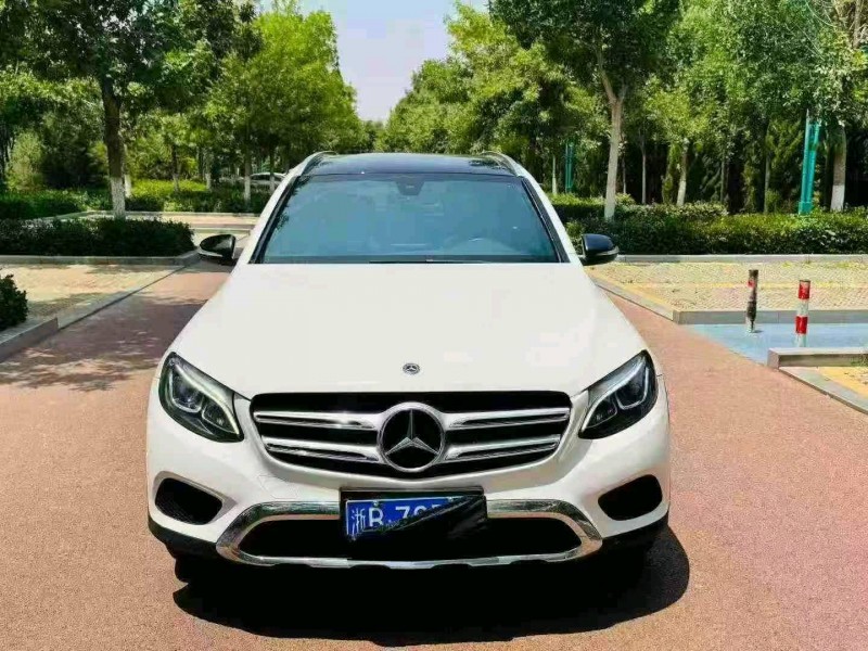 济南19年奔驰GLC1