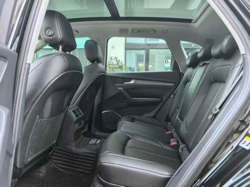 广州19年奥迪Q54