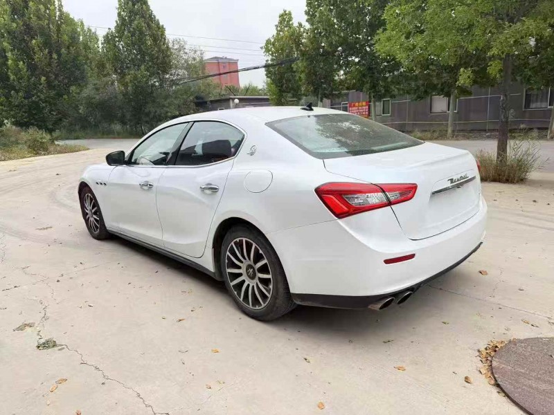 保定18年玛莎拉蒂总裁9