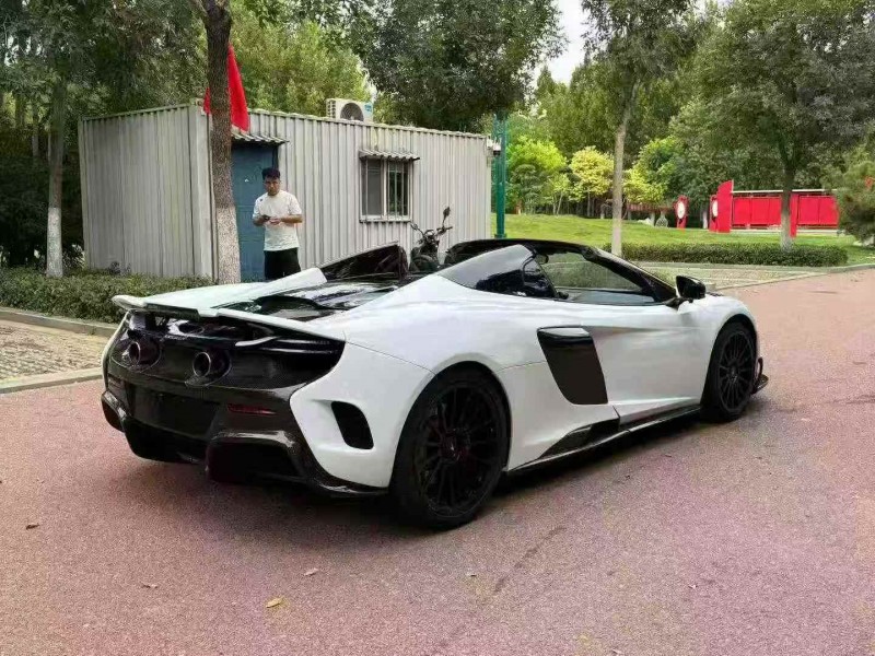 济南17年迈凯伦625C8