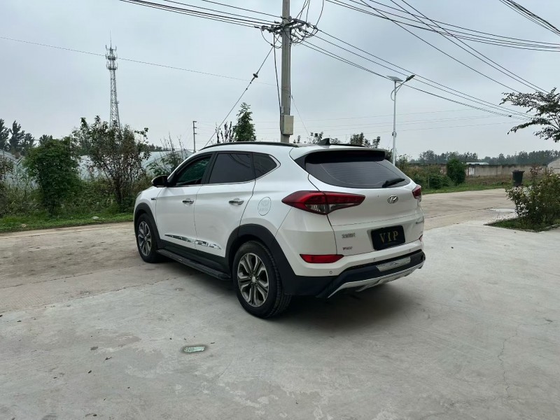 徐州16年现代途胜3