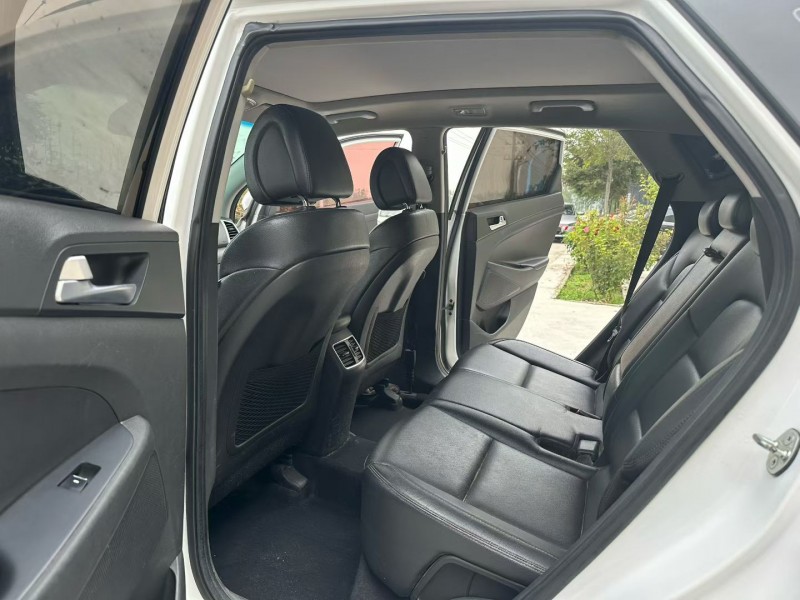 徐州16年现代途胜6