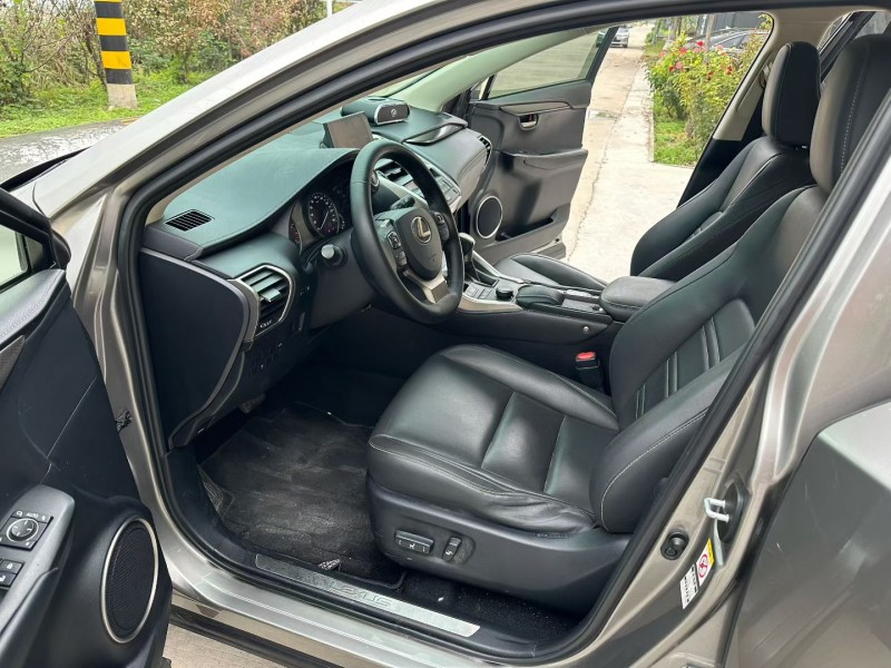 徐州17年雷克萨斯NX5