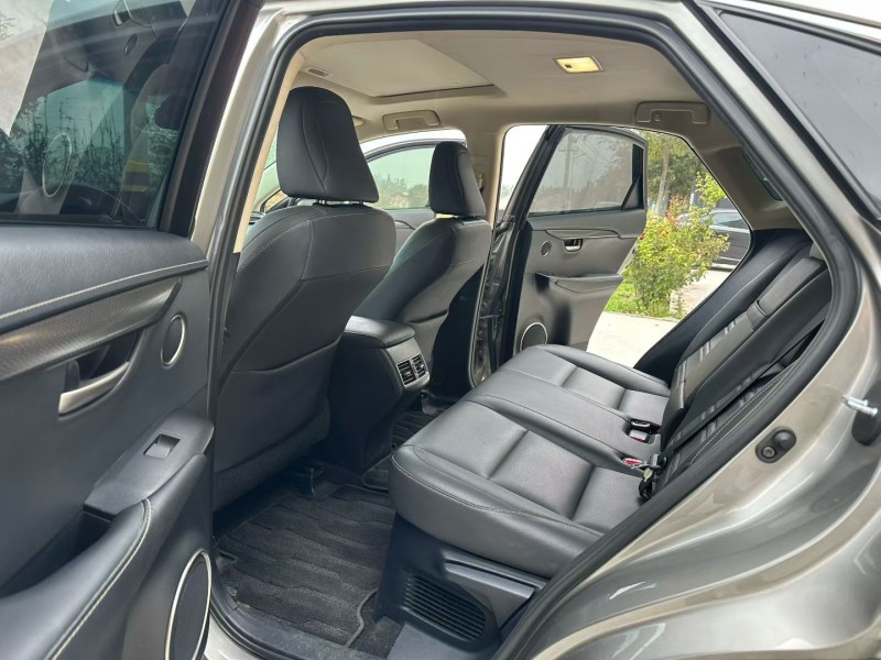 徐州17年雷克萨斯NX6