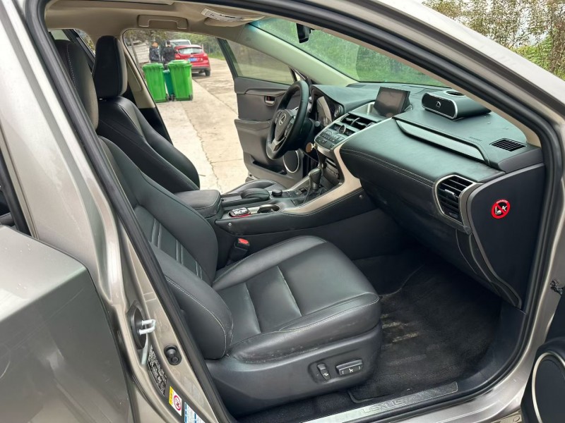 徐州17年雷克萨斯NX8