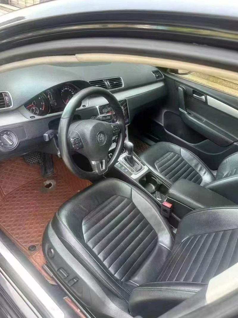 成都16年大众迈腾8