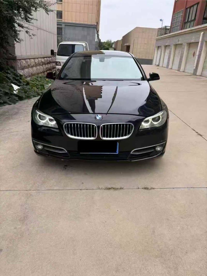 青岛16年宝马5系1