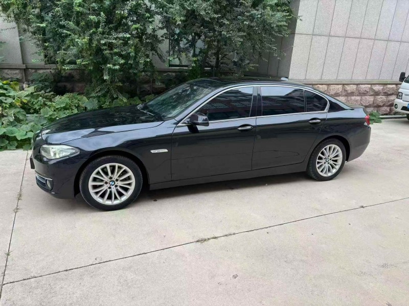 青岛16年宝马5系2