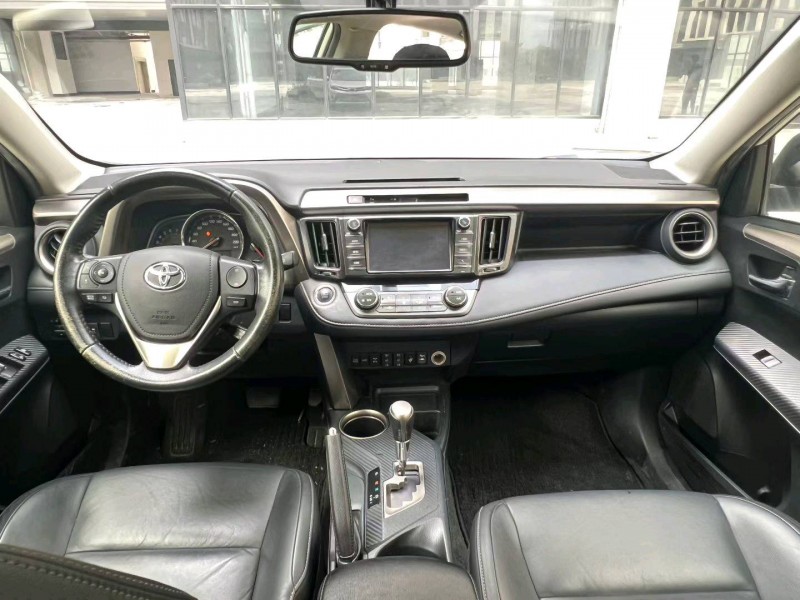广州15年丰田RAV46