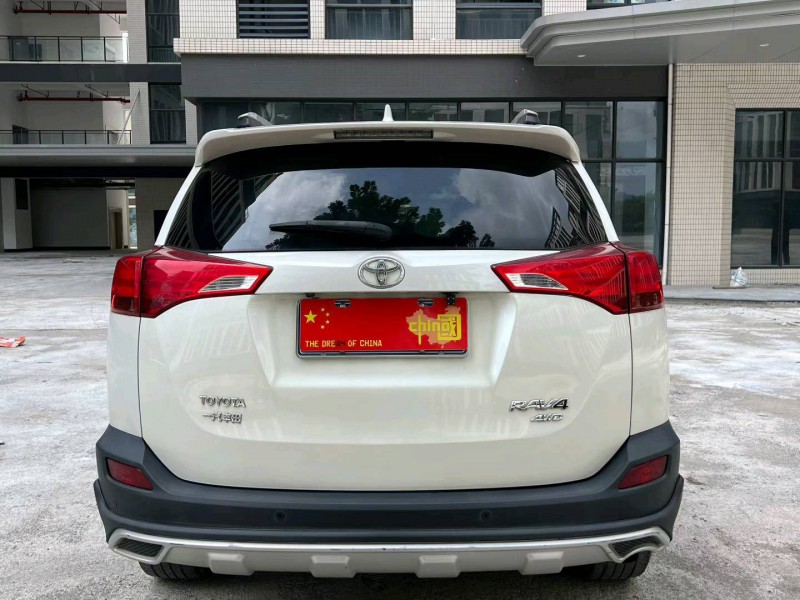 广州15年丰田RAV47