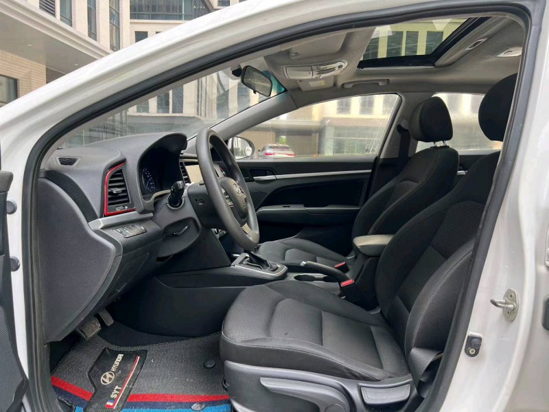 广州18年现代领动4