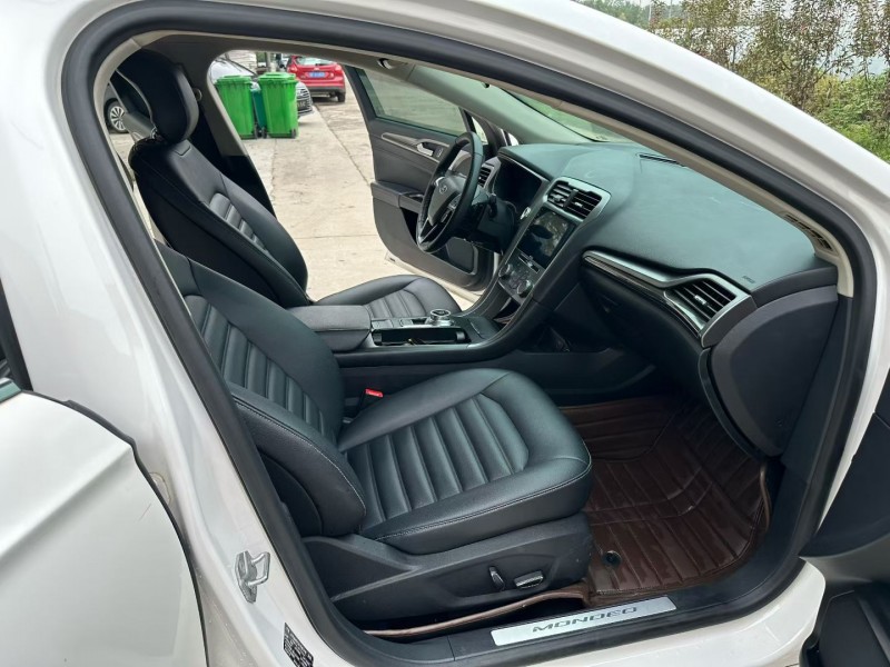 徐州19年福特蒙迪欧8