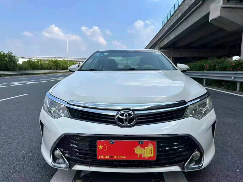 广州15年丰田凯美瑞1