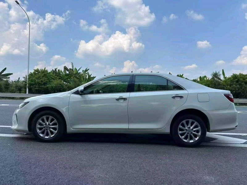 广州15年丰田凯美瑞6