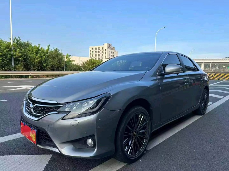 广州10年丰田锐志2