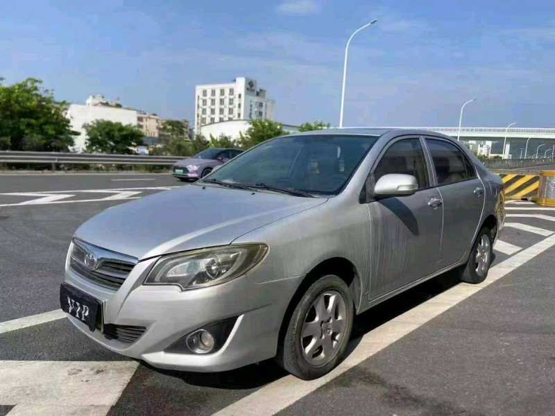 广州13年丰田花冠2
