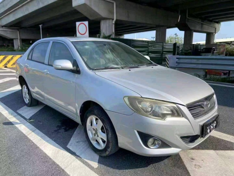 广州13年丰田花冠3