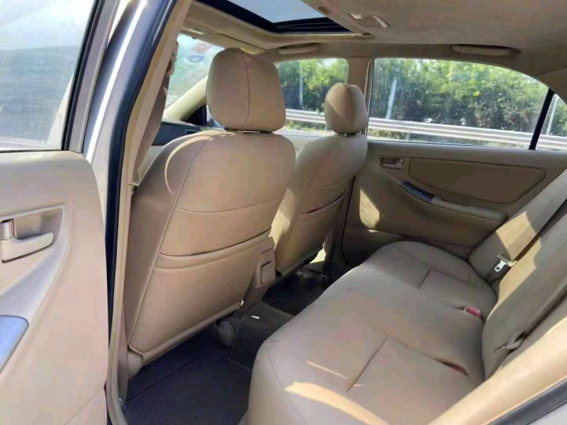 广州13年丰田花冠8