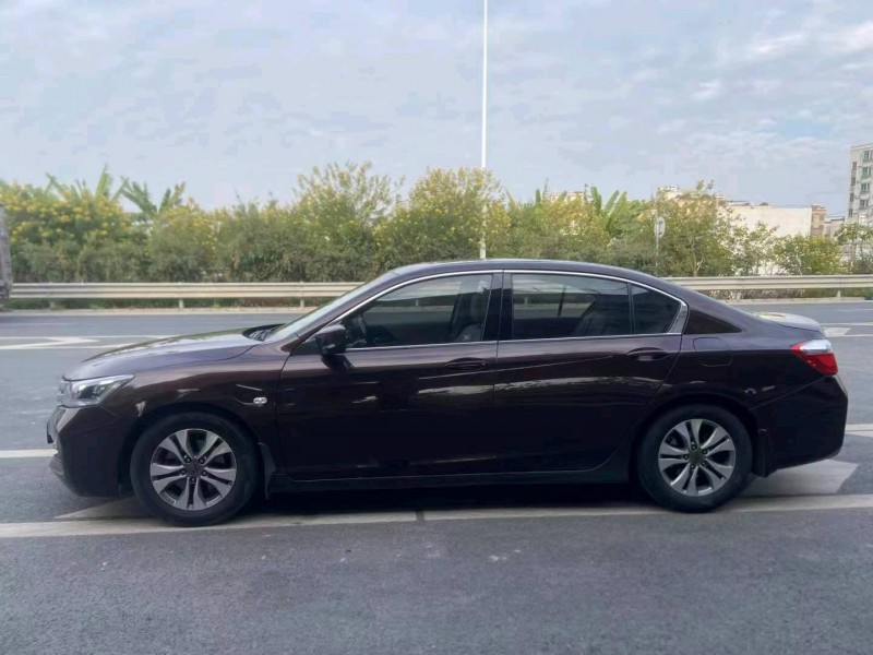 广州15年本田雅阁8