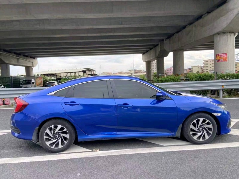 广州19年本田思域3