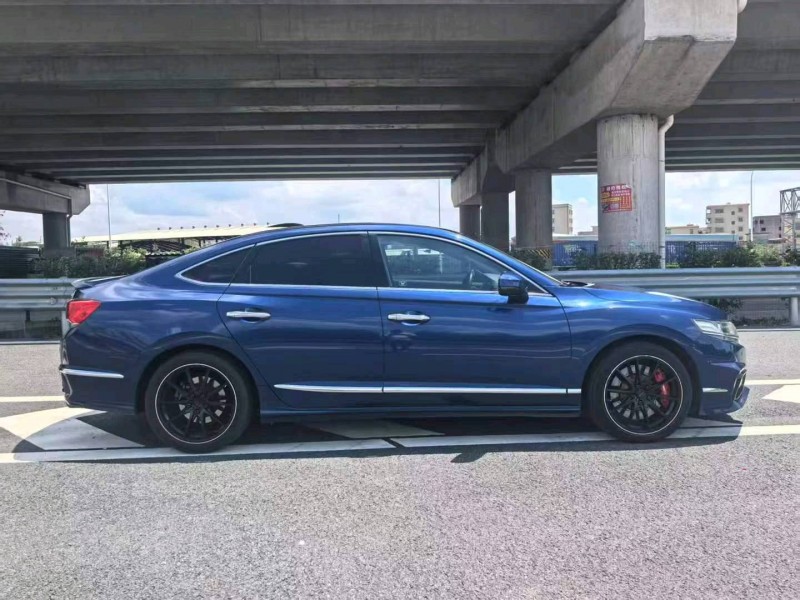 广州16年本田思铂睿4