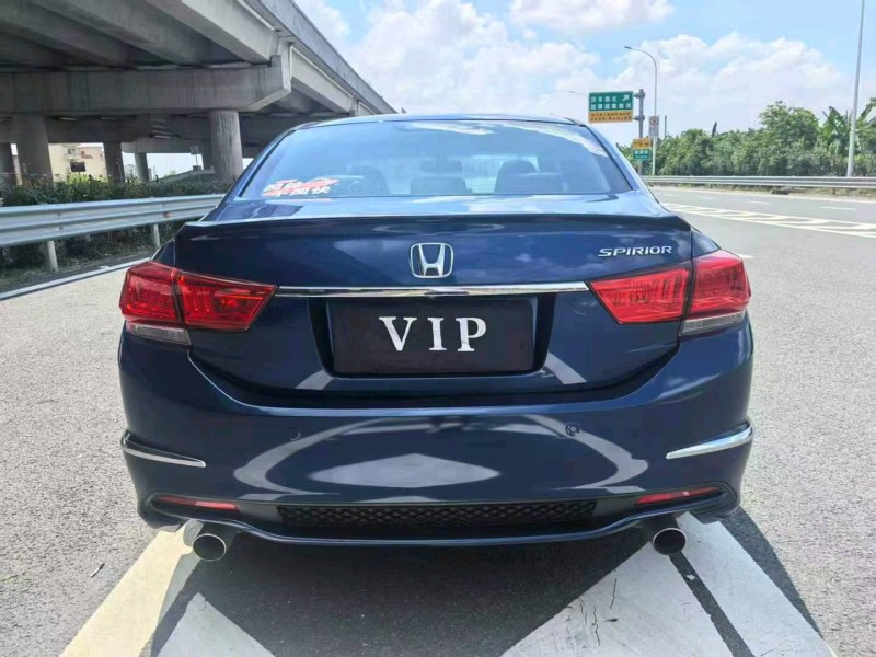 广州16年本田思铂睿5