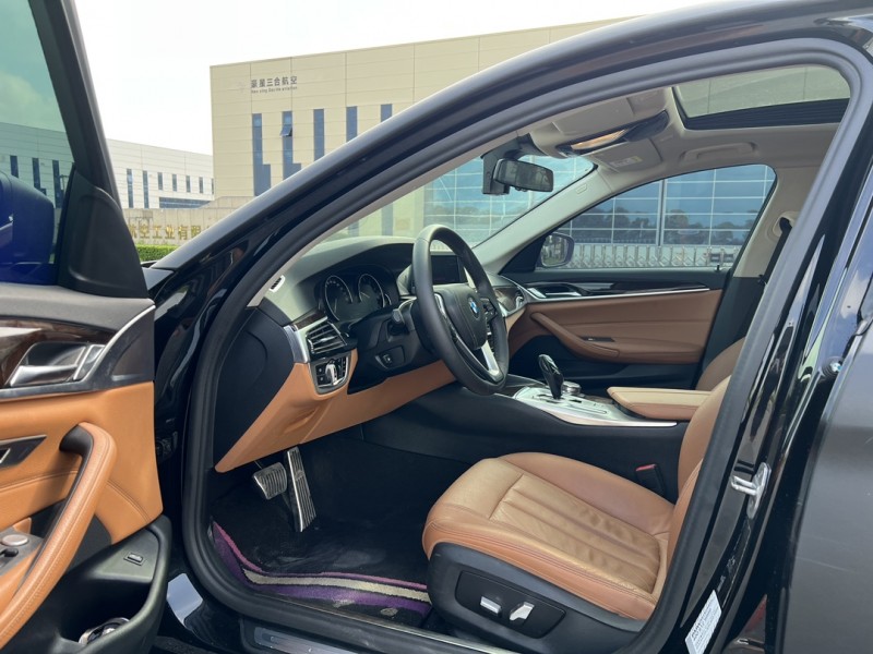 盐城18年宝马5系4