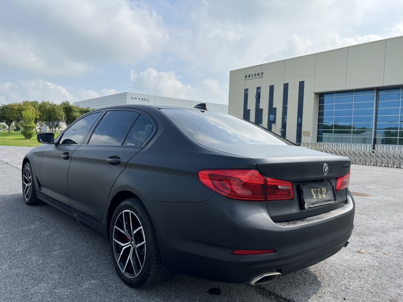 盐城18年宝马5系9