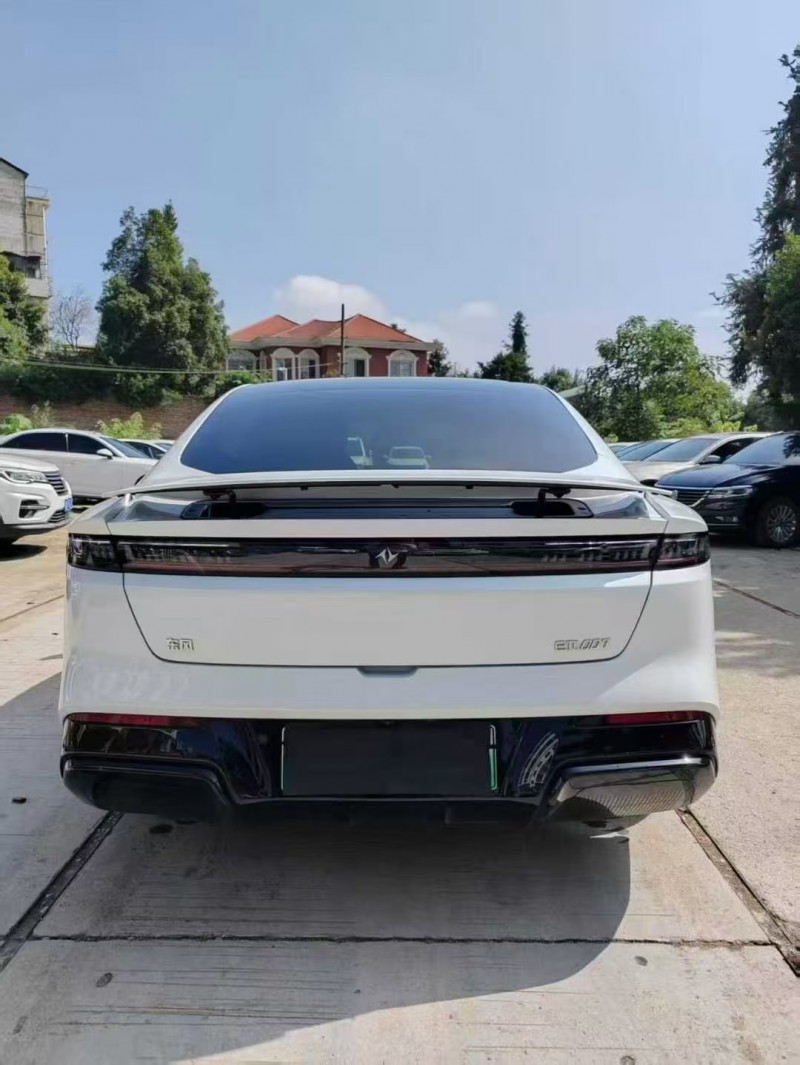 长沙25年东风奕派6