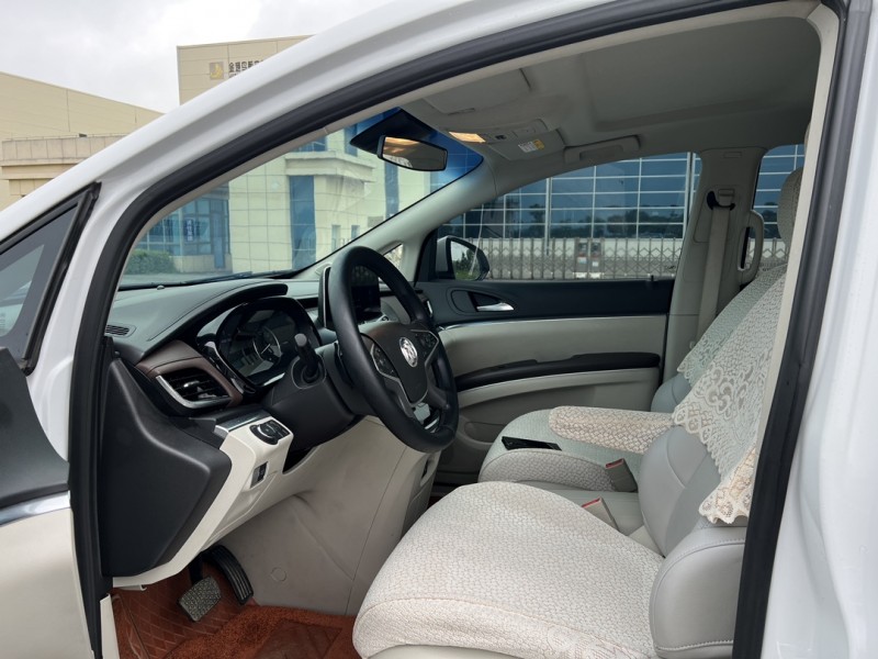 盐城23年别克GL84