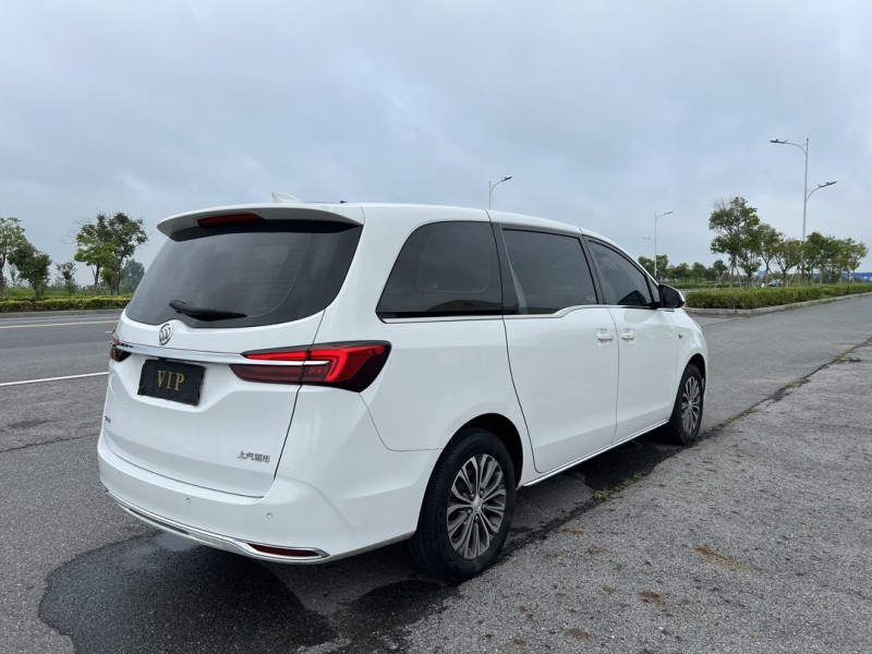 盐城23年别克GL88