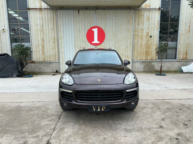 徐州17年保时捷卡宴1