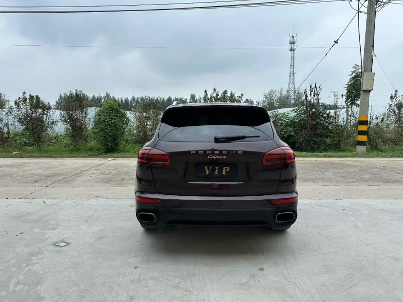 徐州17年保时捷卡宴9