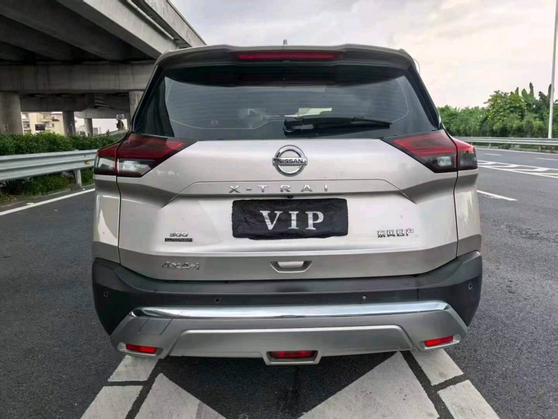 广州21年日产奇骏4