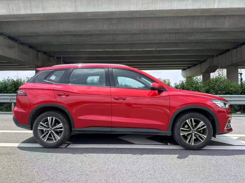 广州20年比亚迪宋4