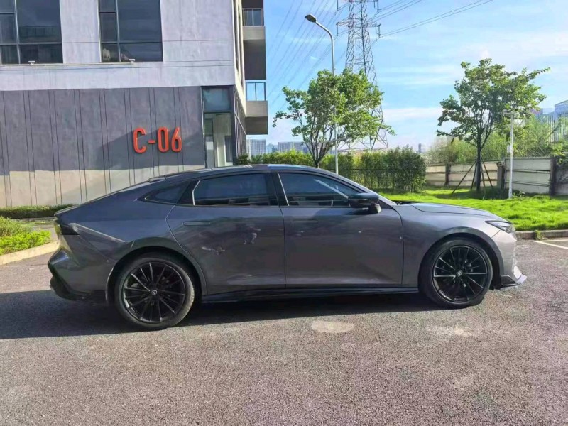 广州23年长安汽车UNI4